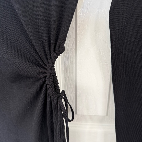 DISSH GRACE BLACK CREW CUT OUT MIDI DRESS NWT XS Long Sleeve - Picture 9 of 16